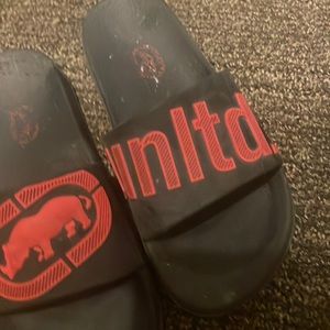 They are really good they’re size 2 made in China